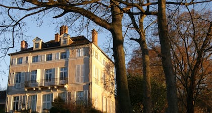Le Château de la Vierge