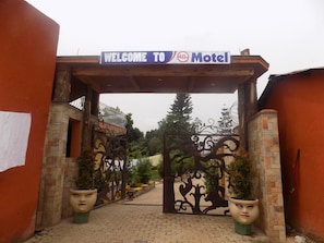 Entrada de la propiedad