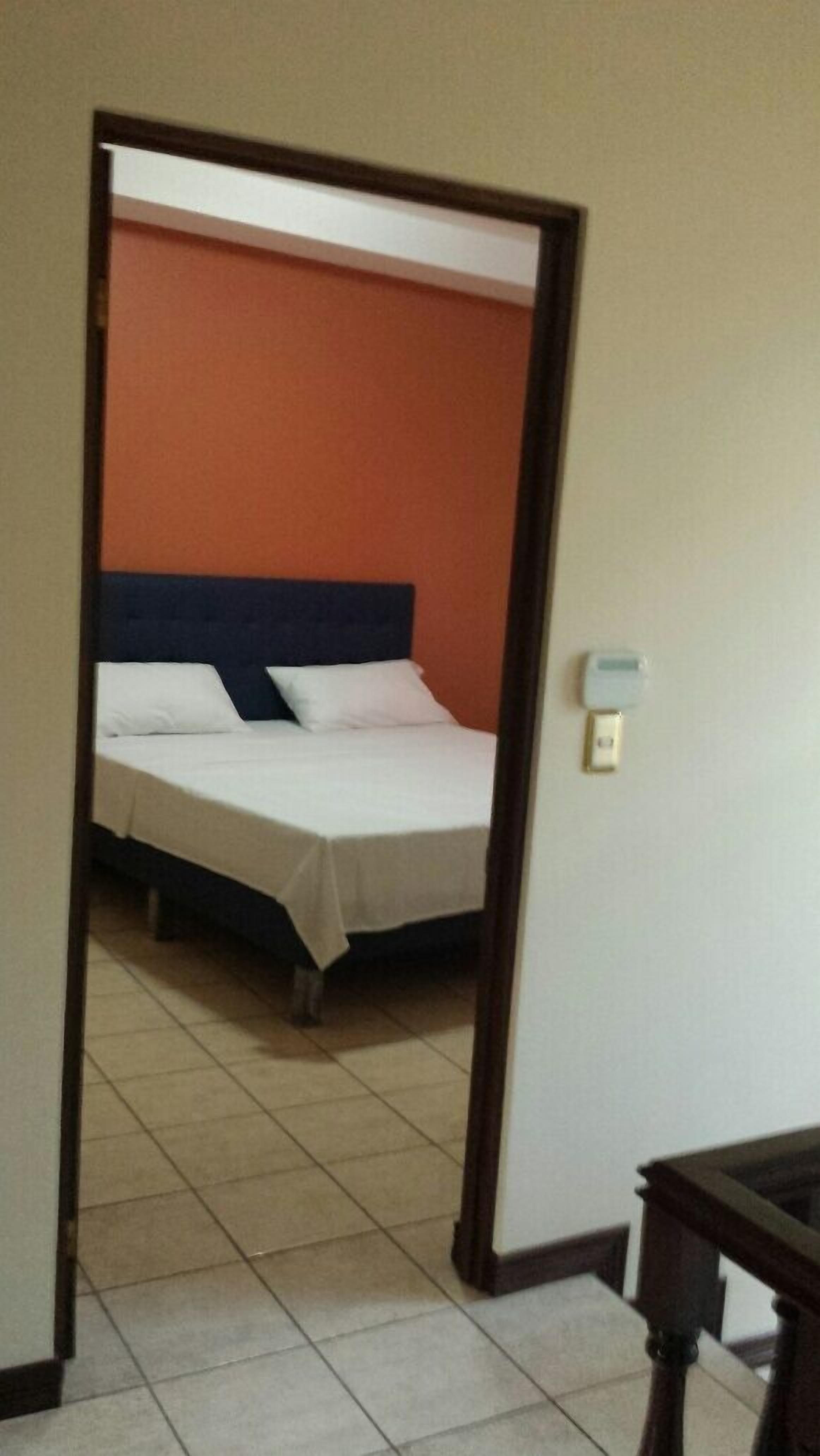 classic house, 3 bedrooms | rollaway beds, free wifi