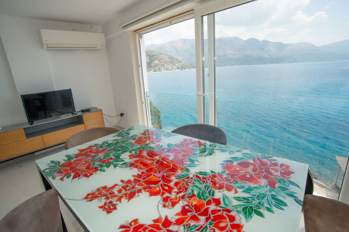 Appartement Panoramique, 2 chambres, vue mer | Vue de la chambre