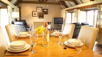 Cottage, 3 Bedrooms (Little Owls) | Living area | Flat-screen TV, toys