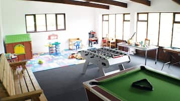 Area giochi per bambini (al coperto)