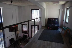 1 Schlafzimmer, individuell dekoriert, individuell eingerichtet
