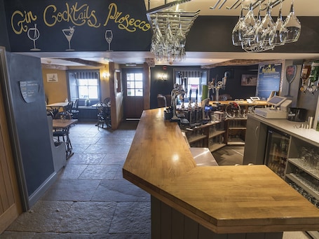 Bar (sur place). The New Crown Inn