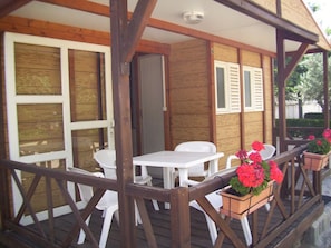 Bungalow, 2 Bedrooms | Terrace/patio - Camping El Greco Toledo (Toledo)