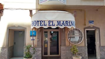 EntrĂ©e de lâhĂ©bergement