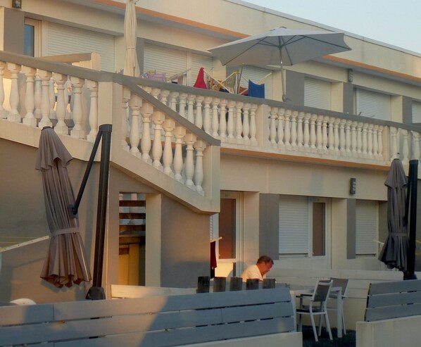 Mặt tiền nơi lưu trú