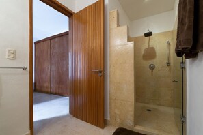Condo, 2 Bedrooms | Bathroom | Shower, free toiletries, hair dryer, towels - Lomas Mariposa by CocoBR (Playa del Carmen)