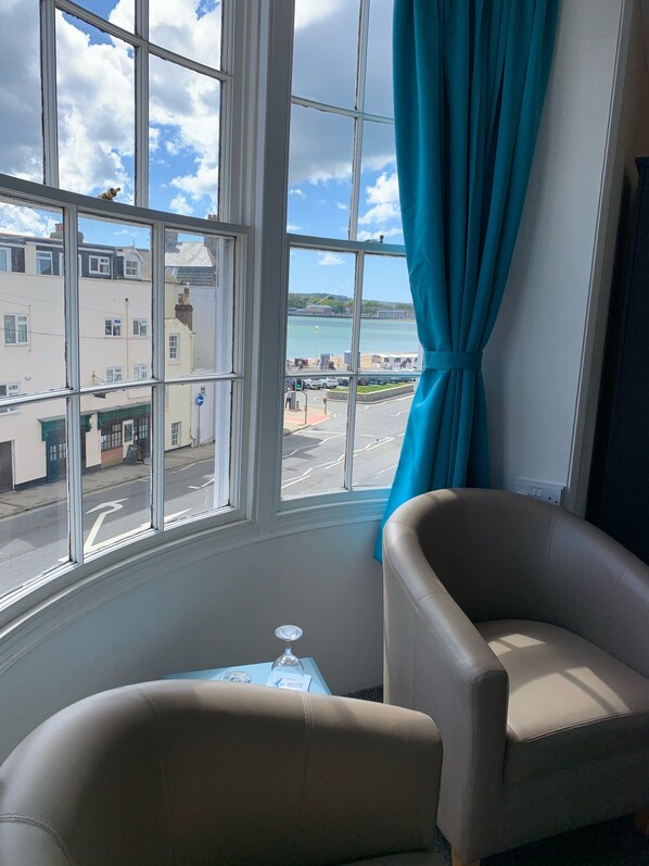 Double Room, 1 Double Bed, Sea View | Iron/ironing board, free WiFi, bed sheets - Letchworth Guest House (Weymouth)