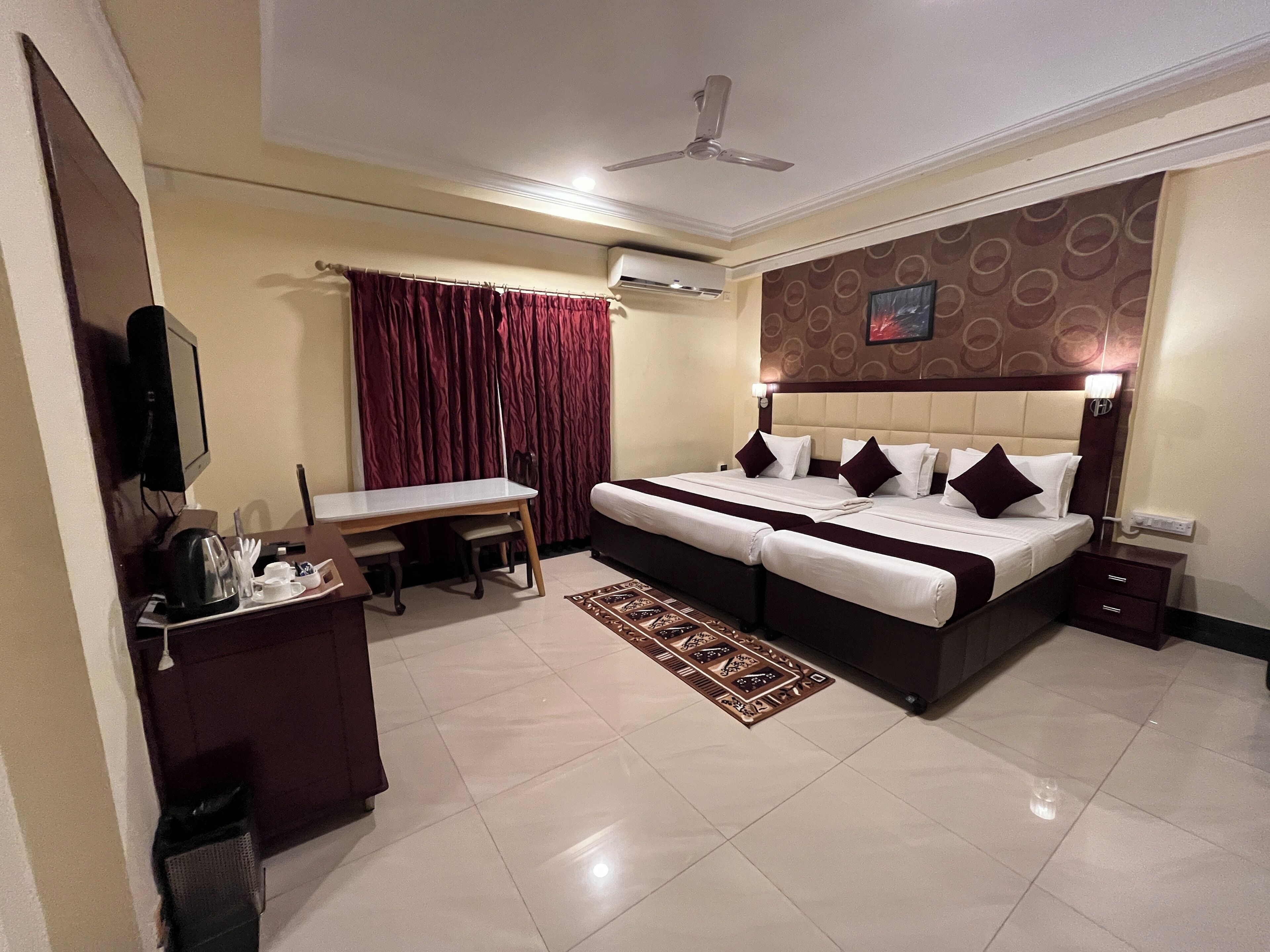 1 bedroom, in-room safe, free WiFi, bed sheets