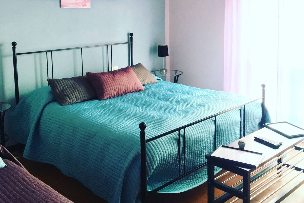 Premium bedding, desk, free WiFi, bed sheets