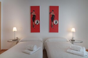 2 bedrooms, cribs/infant beds, rollaway beds, free WiFi