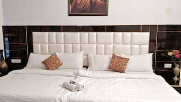 Rollaway beds, bed sheets