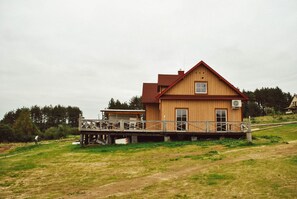 House, 5 Bedrooms | 1 bedroom, premium bedding, individually decorated