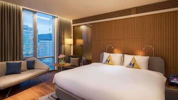 Premier Suite, 1 King Bed | Premium bedding, down duvets, minibar, in-room safe