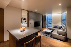 Premier Room, 1 Bedroom (Residence) | Private kitchen