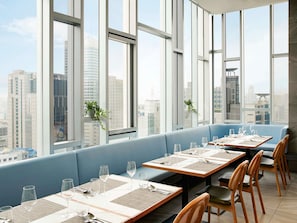 2 restaurants, lunch, dinner, brunch served; international cuisine
