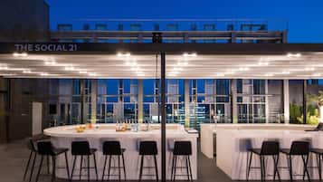 Poolside bar