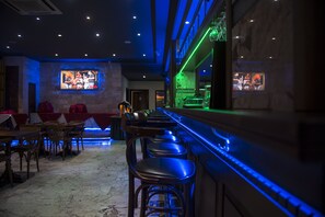 Bar (en el alojamiento)