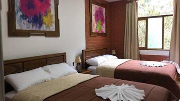 Studio, 3 People | Minibar, in-room safe, desk, free WiFi
