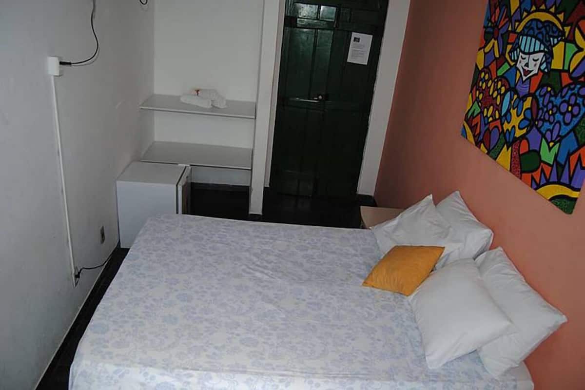 Minibar, iron/ironing board, free WiFi, bed sheets