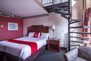 Desk, iron/ironing board, bed sheets - OYO Hotel Windmill Branson (Branson)