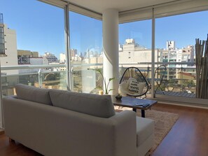 家庭公寓, 多张床 | 起居区 | 平板电视、Netflix