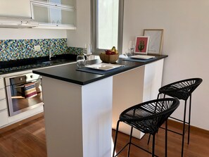 Familie appartement, Meerdere bedden | Roomservice - dineren
