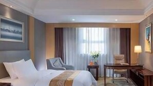 Unclassified image, 2 of 19, button - Vienna Hotel (Zhengzhou)