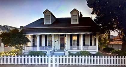 Riverboat Bed & Breakfast