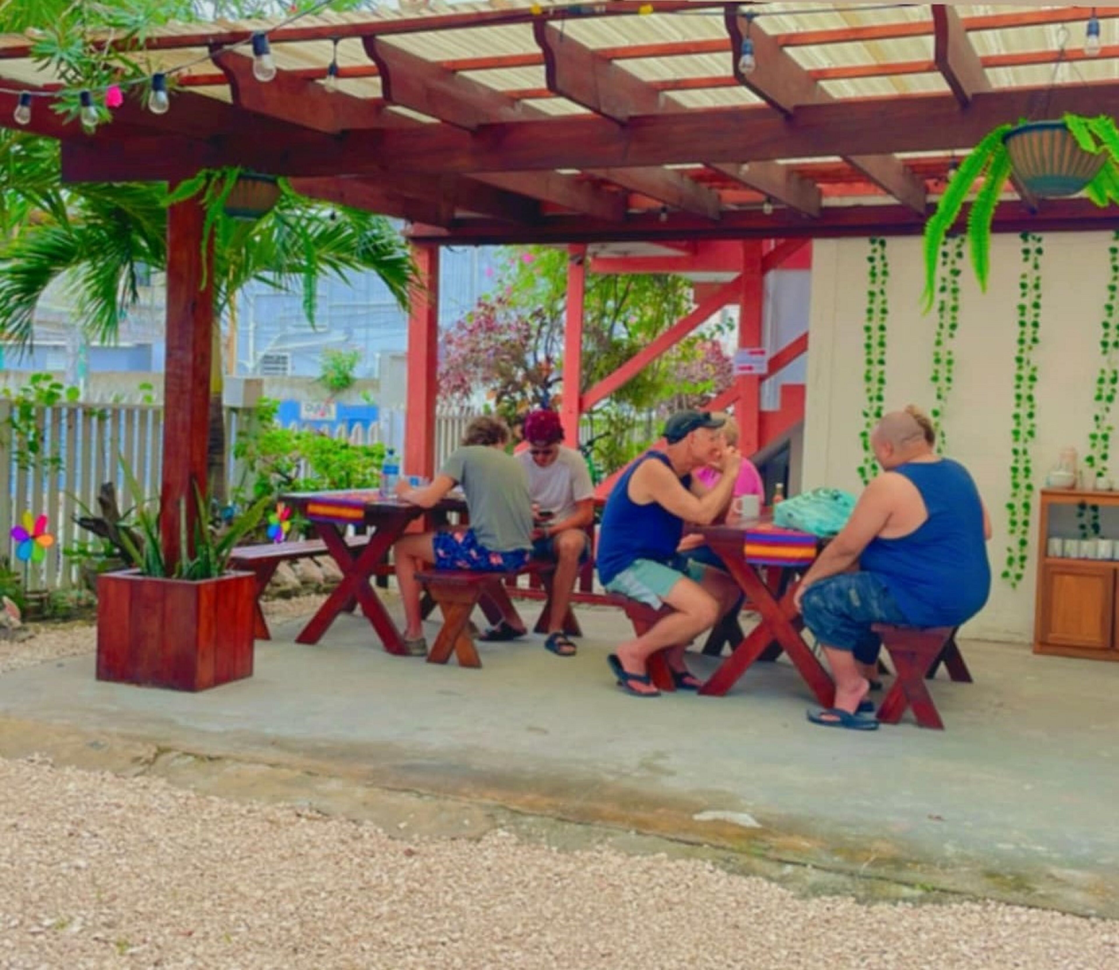 breakfast and lunch served