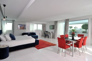 1 개의 침실, 고급 침구, 미니바, 객실 내 금고