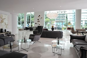 Àrea amb seients del vestíbul