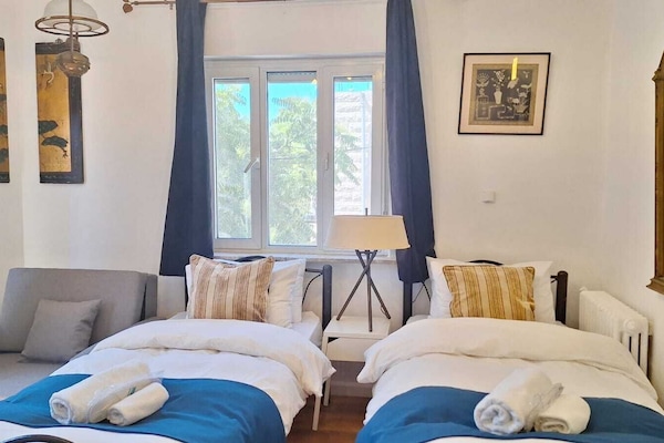 In-room safe, desk, iron/ironing board, free WiFi