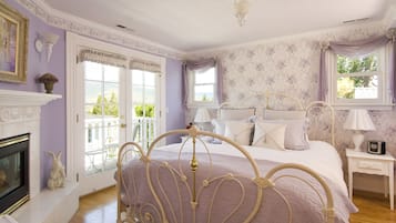 Desk, iron/ironing board