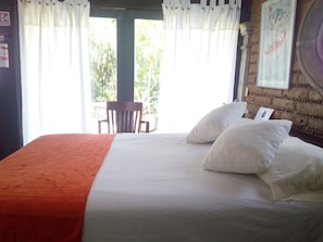 Bungalow, 1 Bedroom | Desk, iron/ironing board, free WiFi, bed sheets - Casa Boutique Las Piedras (Cuernavaca)
