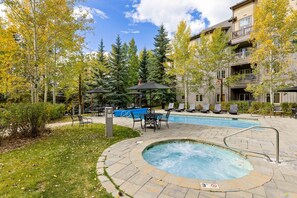 Bloc d'apartaments, 3 dormitoris | Banyera d'hidromassatge a l'aire lliure