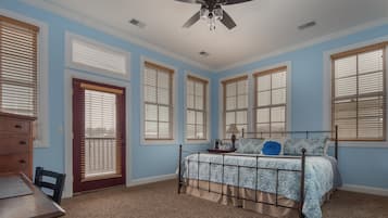 Standard-Doppelzimmer, eigenes Bad (Room Three) | Verdunkelungsvorhänge, Bügeleisen/Bügelbrett