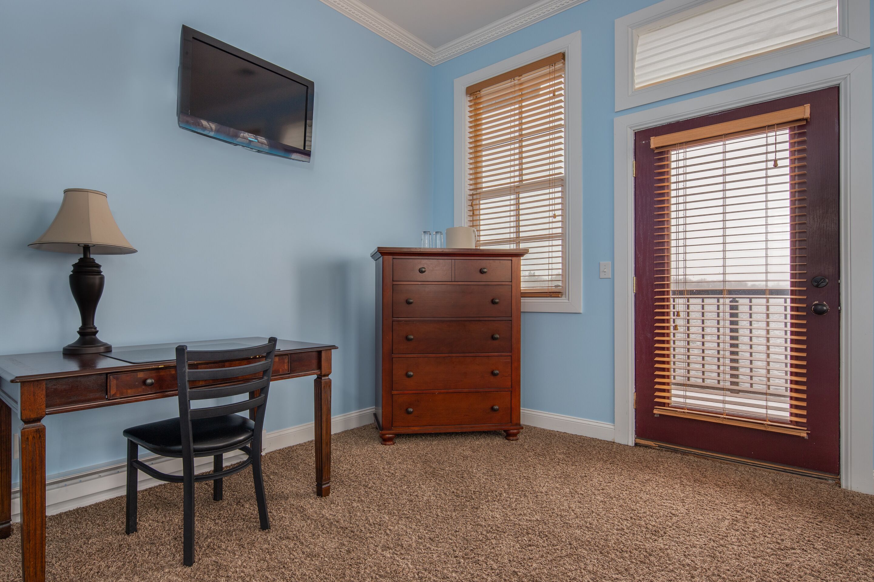 标准双人房, 私人浴室 (Room Three)