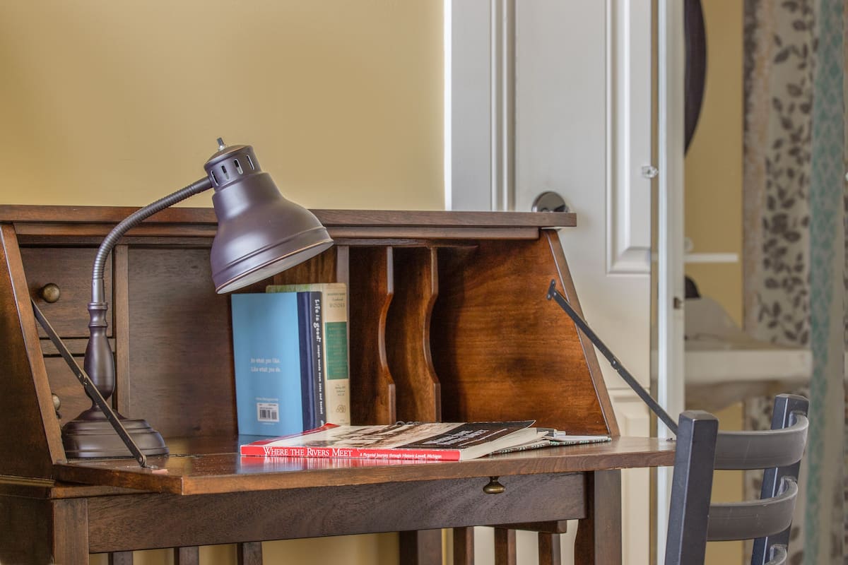 Standard Double Room, Private Bathroom (Room Two) | Interior