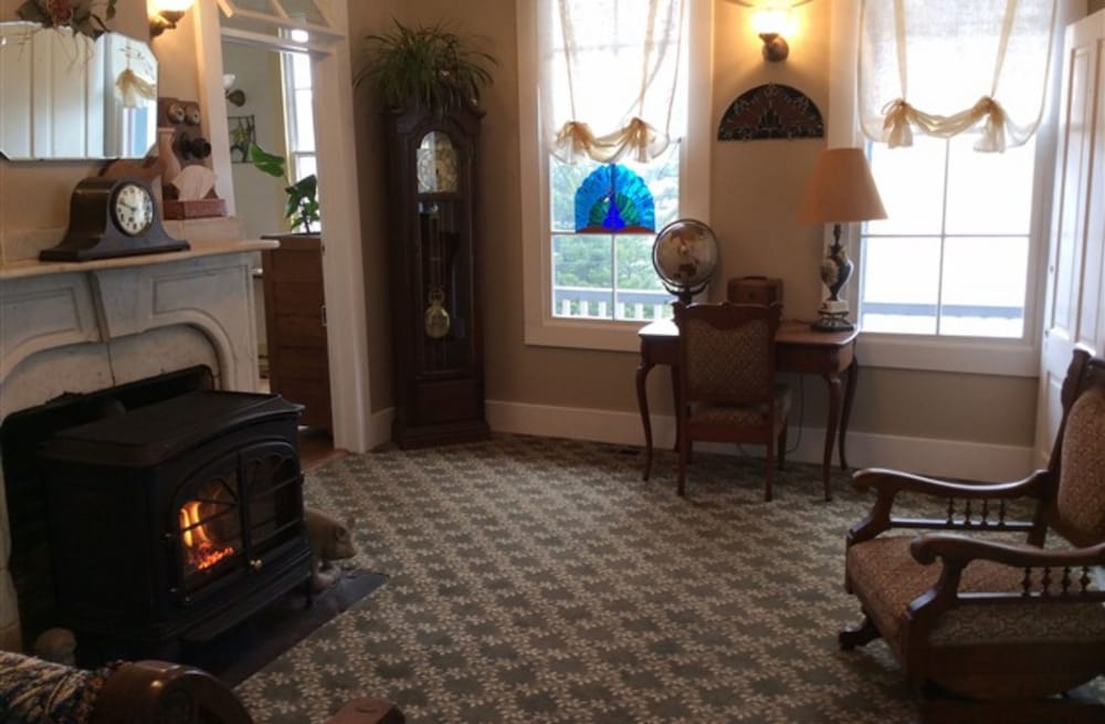 Crosby House Bed & Breakfast by null