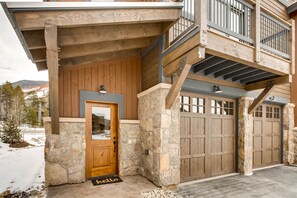 Exterior - River Run Townhome RR42 (Keystone)