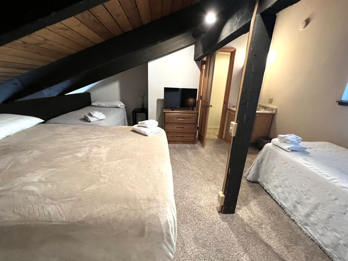 Condo, 2 Bedrooms | 1 bedroom, bed sheets