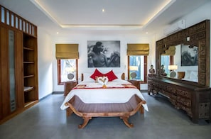 Presidential-Villa, 3 Schlafzimmer, eigenes Bad | 3 Schlafzimmer, hochwertige Bettwaren, Pillowtop-Betten, Zimmersafe