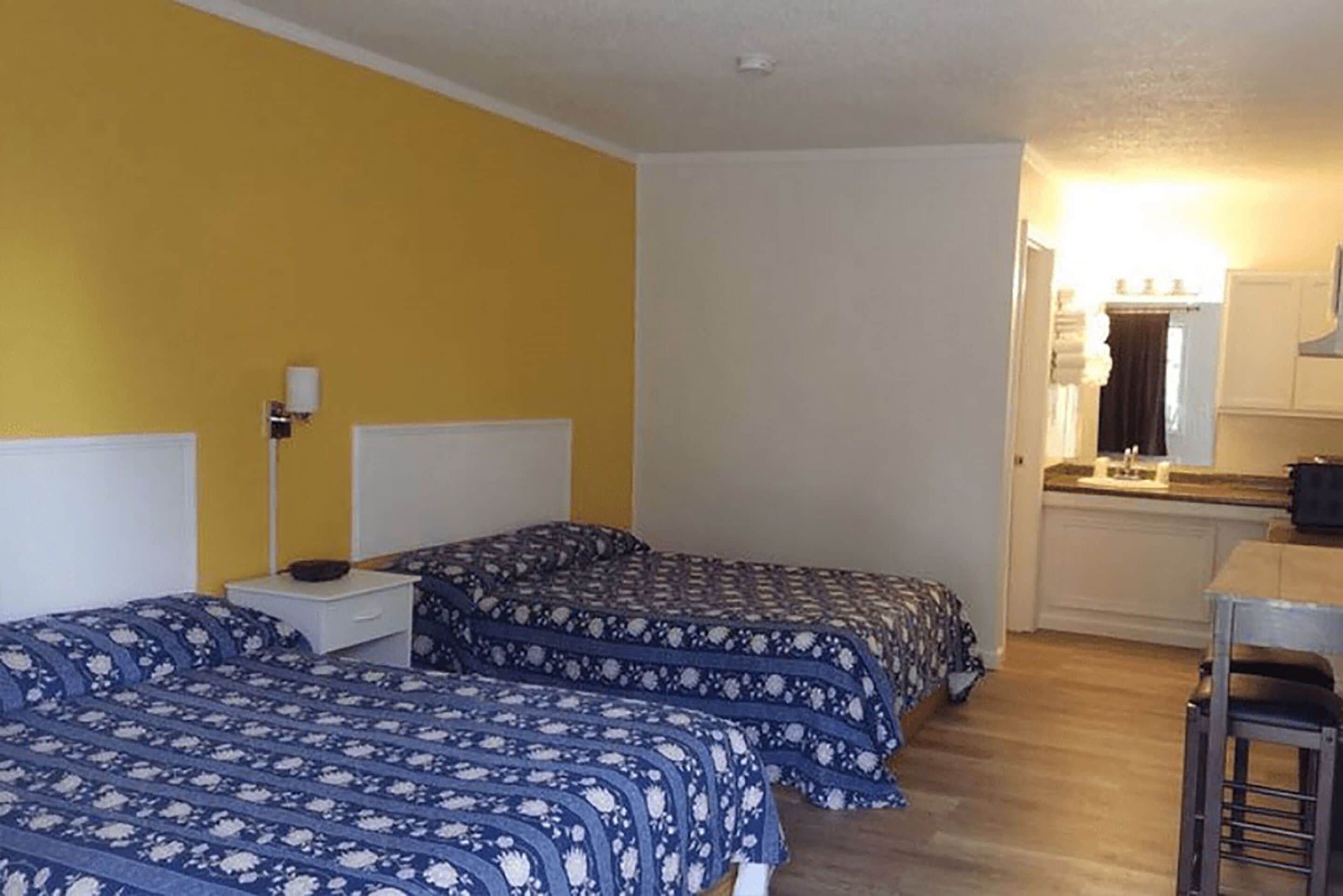 Comfort Room, 2 Double Beds, Kitchenette, Ground Floor