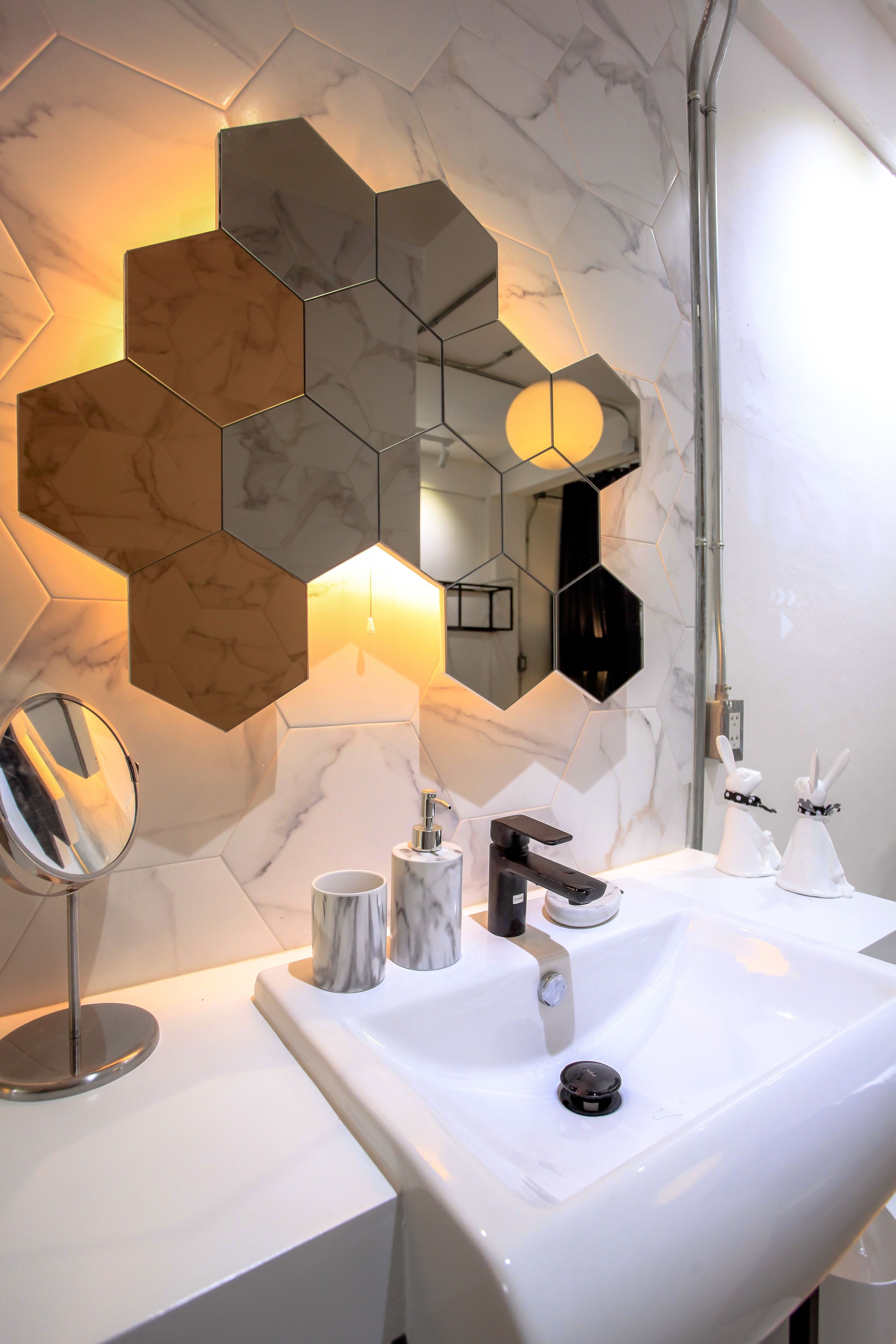 family room | bathroom sink