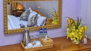 Room amenity - Thit Sar Shin Guest House (Sagaing)
