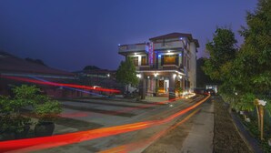 Front of property - evening/night - Thit Sar Shin Guest House (Sagaing)
