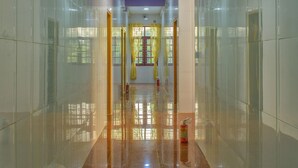 Hallway - Thit Sar Shin Guest House (Sagaing)