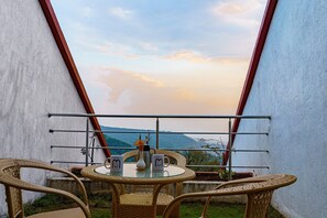 إطلالة من الشرفة